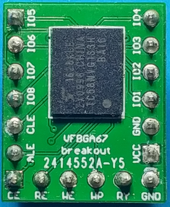 The NAND Flash, connected to the Daughter Board